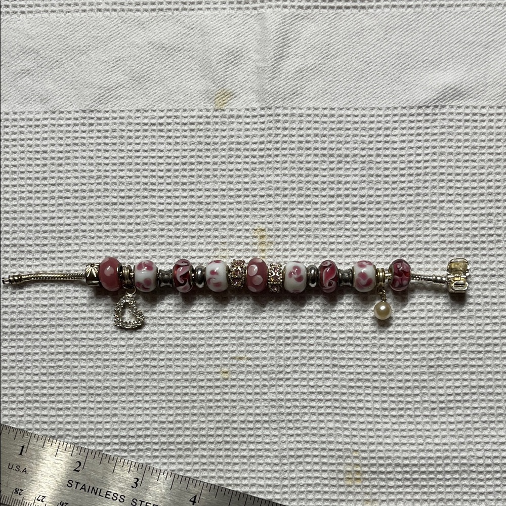 Elegant Pink and Silver Beaded Bracelet